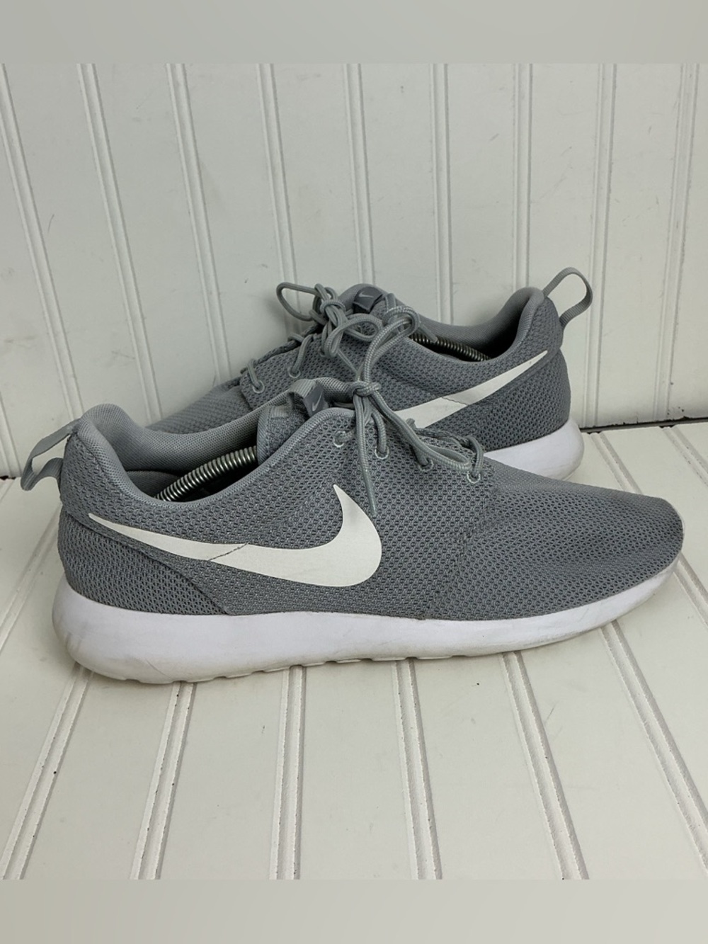 Nike Roshe One Mens Size 12 Gray Lace Up Athletic Comfort Sneakers 511883-023